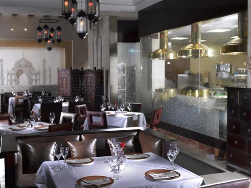 Hotel Ramee Grand And Manama